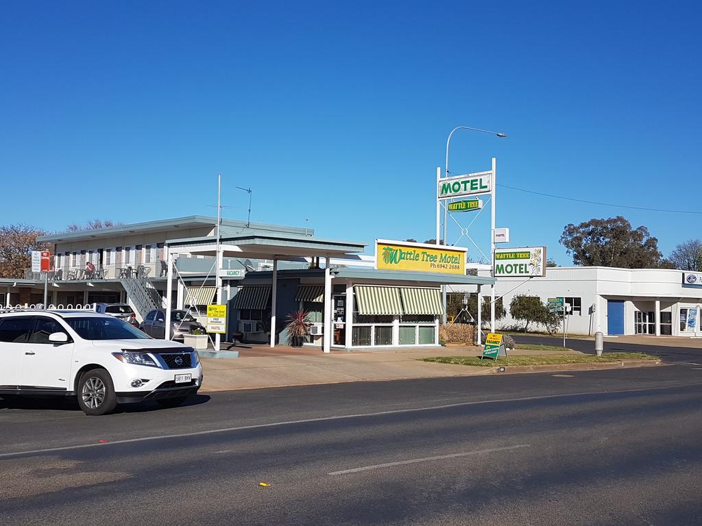 Wattle Tree Motel Cootamundra Exterior photo