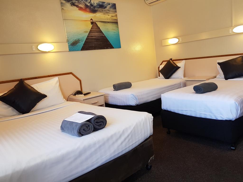 Wattle Tree Motel Cootamundra Exterior photo