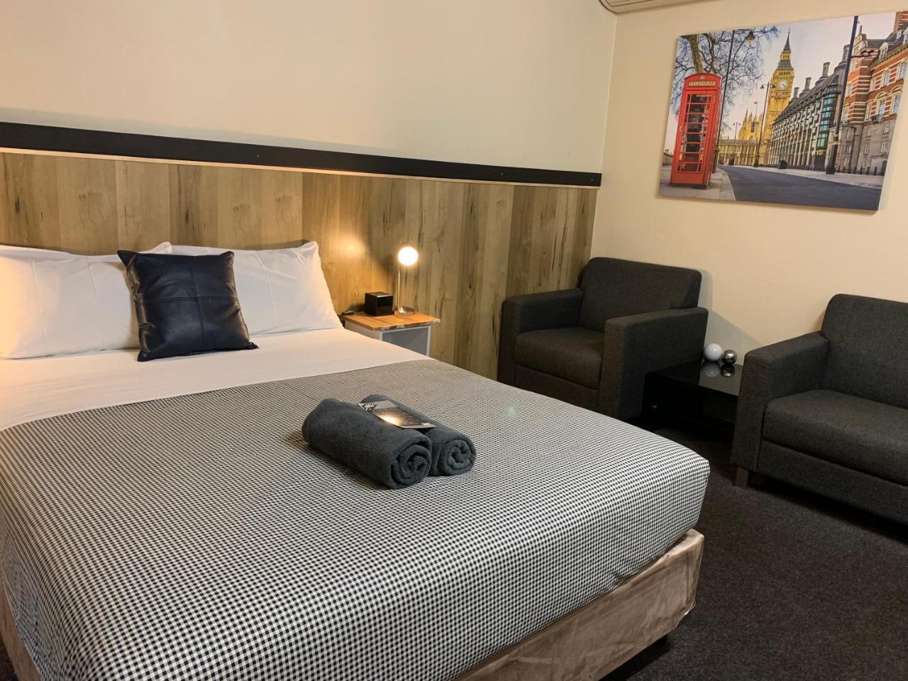 Wattle Tree Motel Cootamundra Exterior photo