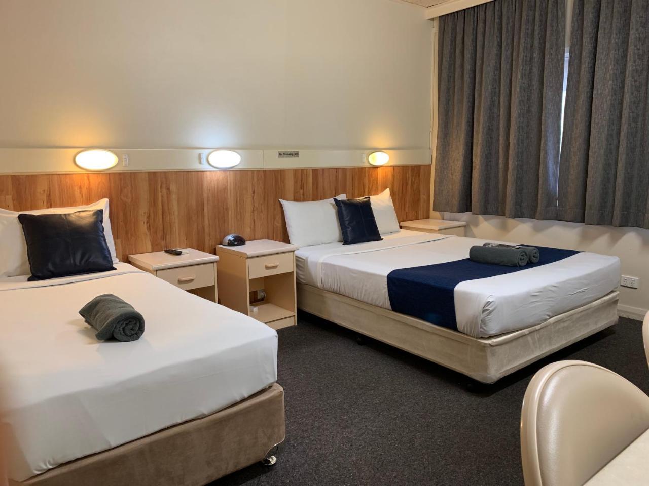 Wattle Tree Motel Cootamundra Exterior photo
